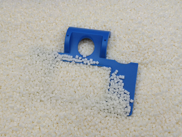 injection-molding-material-001