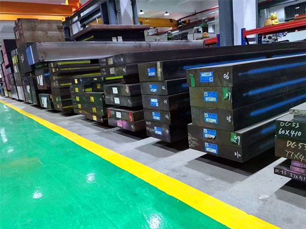 molding-tooling-steel-material