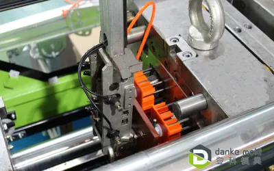 AI in Plastic Injection Molding: Enhancing Efficiency and Precision