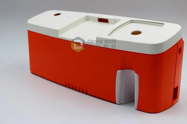 Overmolding Cable Assemblies: A Complete Guide