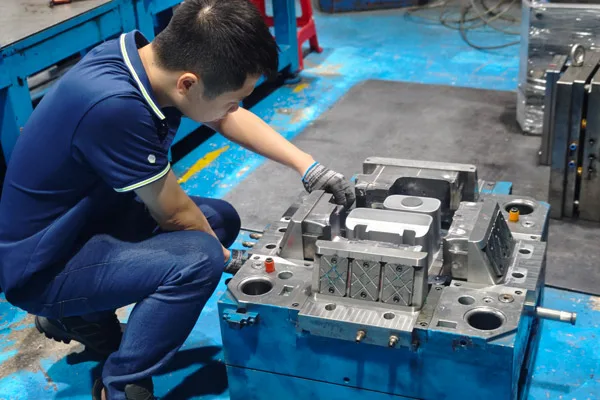 Sustainable Industry 4.0: The Future of Plastic Injection Molding