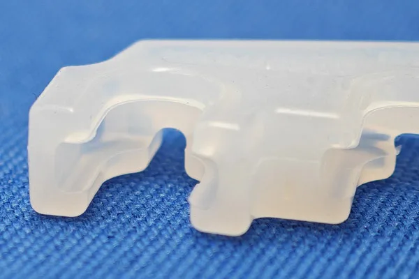 Compression Molding for Medical Equipment Components: Processes, Materials, and Applications